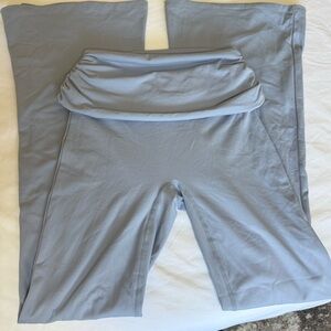 Sleek Gray Yoga Leggings